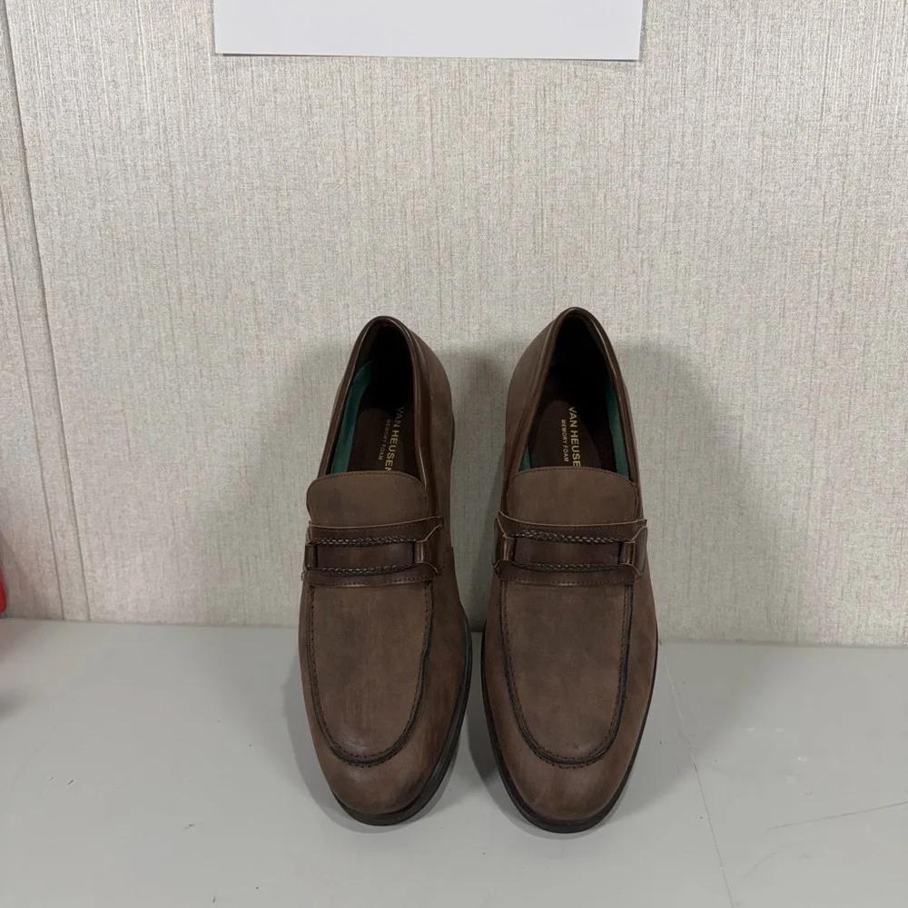 Men's Brown Loafers‎